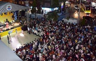 Dilovası sünnet şöleninde doyasıya eğlendi