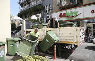 Efeler’de çöp konteynerleri yenileniyor