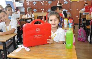 Eğitim seti Menderes Belediyesinden