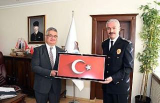 Emniyet Müdürü Ergüder’den Vali Pekmez’e ziyaret
