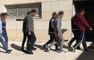 Erzincan’da FETÖ operasyonu: 5 gözaltı