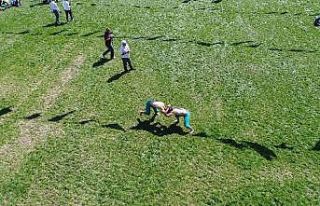 Erzurum’da Karakucak Güreşleri başladı