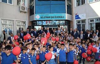 Gaziantep’te öğrenciler ders başı yaptı