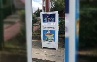 Gebze’de giysiler çöpe değil kumbaraya