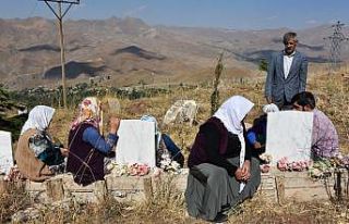 Geçitli’deki patlamada ölen 9 sivil dualarla anıldı