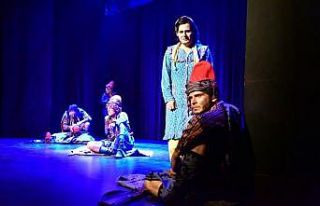 ‘Gördesli Makbule’ duygulandırdı