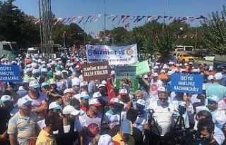 HAK-İŞ, İBB önündeki eyleme destek verdi