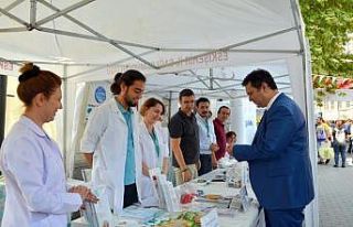 Halk Sağlığı Sokağına büyük ilgi