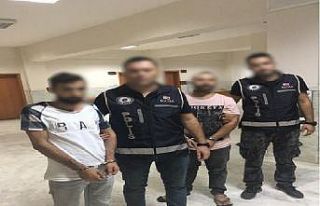 Hatay’dan Didim’e uyuşturucu trafiği polise...