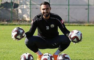 Hayrullah Akyüz: "Milli formayı yeniden giymek...