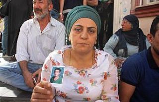 HDP önünde eylem yapan aile sayısı 7. günde 17’ye...