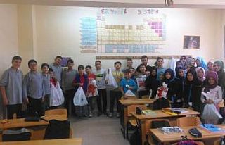 Hisarcık’ta 112 öğrenciye kırtasiye malzemesi...