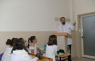 İlk ders Başkan Gümrükçü’den