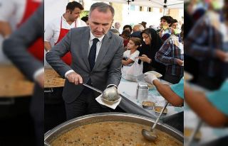 İnegöl Belediyesinden 2 bin kişilik aşure ikramı