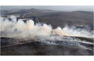 İsrail ordusu, Lübnan'a topçu saldırısı...