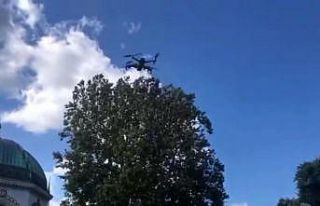 İstanbul polisinden tarihi Sultanahmet Meydanı’nda...