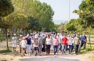 İzmir’de  “İlk Dersimiz Orman”