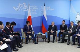 Japonya ve Rusya liderlerinden kritik görüşme