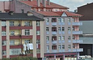 Kars’ta kiralık evler el yakıyor