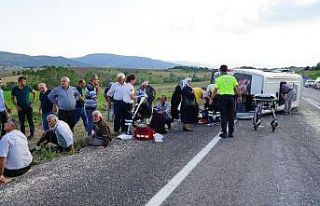 Kastamonu’da yolcu minibüsü ile kamyonet çarpıştı:...
