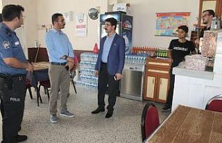 Kaymakam Kaya sigara ve gıda denetimi yaptı