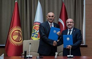 KAYÜ Rektörü Karamustafa, Kırgızistan’da