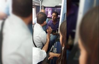 Kedinin ayaklarını bağlayıp kemerine asan yolcuya...