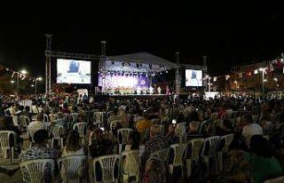 Kepez’in folklor festivaline muhteşem gala