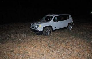 Keşan Hakimi arabasıyla tarlaya uçtu