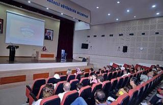 Konservatuar sınavı öncesi adaylar ve yakınları...