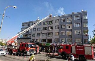 Konya’da apartmanda baca yangını büyümeden söndürüldü