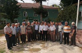 Köy yolları asfaltlanıyor