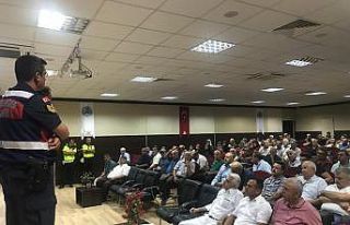 Kumluca’da servis şoförlerine eğitim verildi