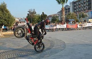 Kuşadası motosiklet karnavalı başladı