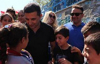 Kuşadası’nda ilköğretim Haftası etkinlikleri