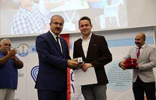 Kütahya’da kan bağışçıları ödüllendirildi