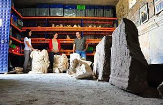 Manisa’da 2 bin 200 yıllık tanrıça heykeli sergileneceği...