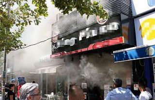 Manisa’da bir pizzacıda korkutan yangın