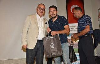 Manisa’daki amatör spor kulüplerine 387 bin liralık...