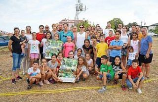Marmaris’te minikler sığla fidanlarını toprakla...