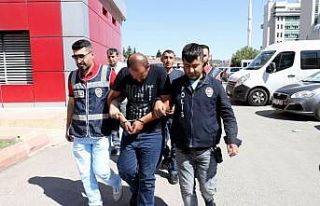 Motosikletli kapkaç şüphelileri adliyede