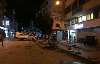 Ordu’daki kazada dolmuş durağı paramparça oldu:...