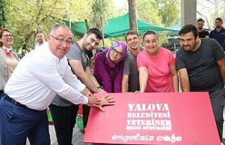 Özel çocuklardan "Bir el, bin pati" projesi