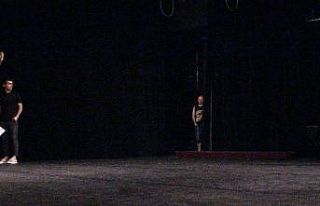 (Özel) ‘Leyla ile Mecnun’ Devlet Tiyatroları’nda...