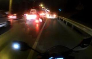 (Özel) Motosikletle şov yapan gencin “yanlama”...