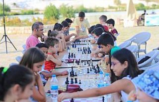 Pamukkale Belediyesi’nden ‘Sokakta Satranç Var’...