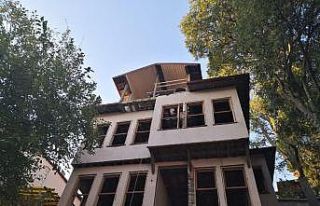 Pembe Köşk özüne dönüyor