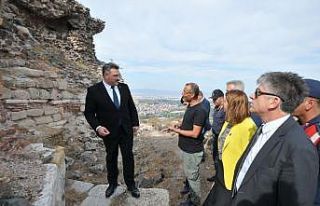 Rektör Çomaklı Karacahisar Kalesi’nde