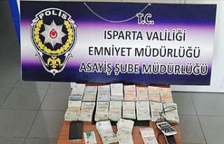 Sahte polislerin yaptığı 400 bin liralık vurguna,...
