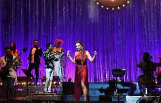 Sıla, Emine Bulut için söyledi